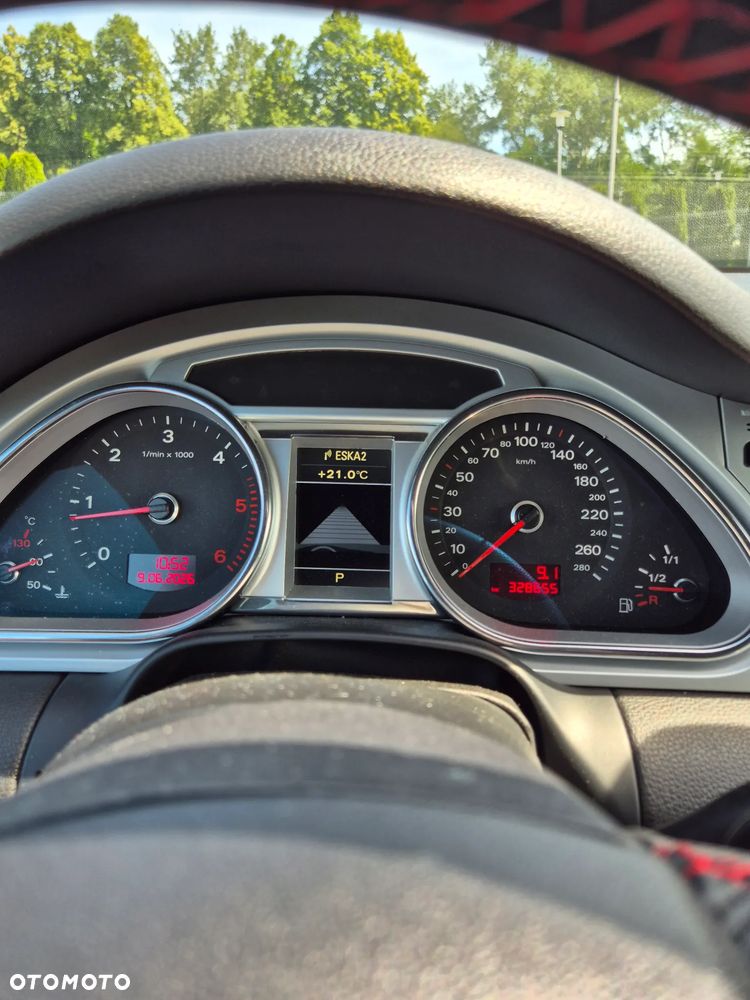 Audi Q7 3.0 TDI Quattro Tiptronic - 8