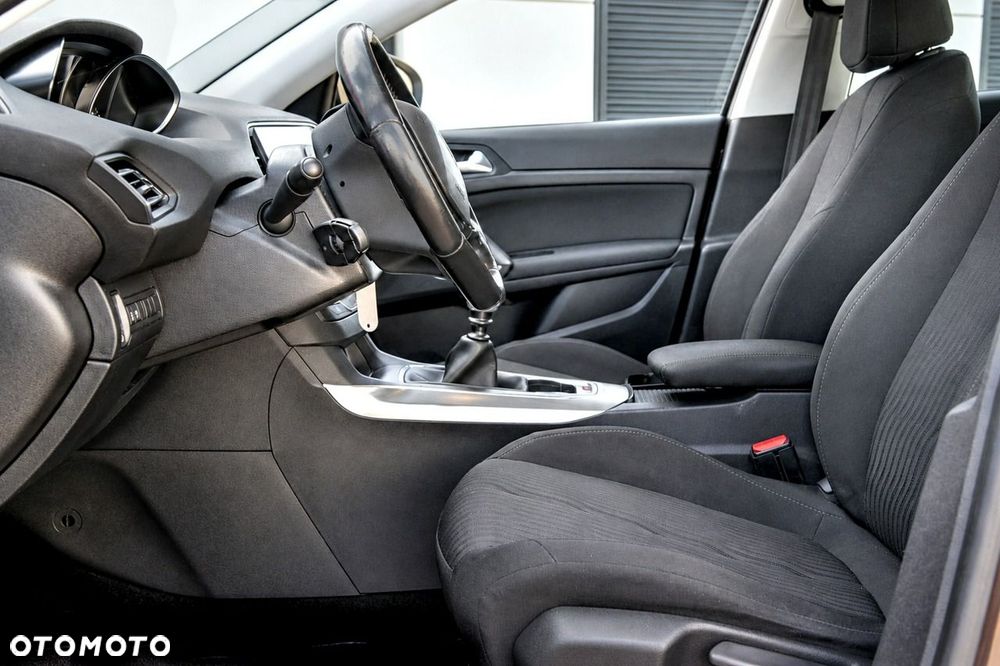 Peugeot 308 - 17