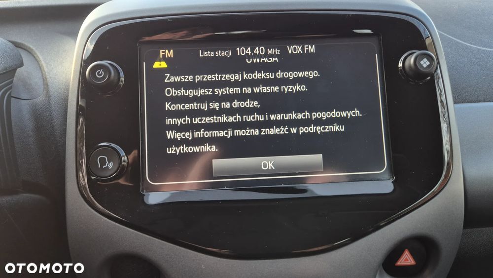 Toyota Aygo x-play - 30