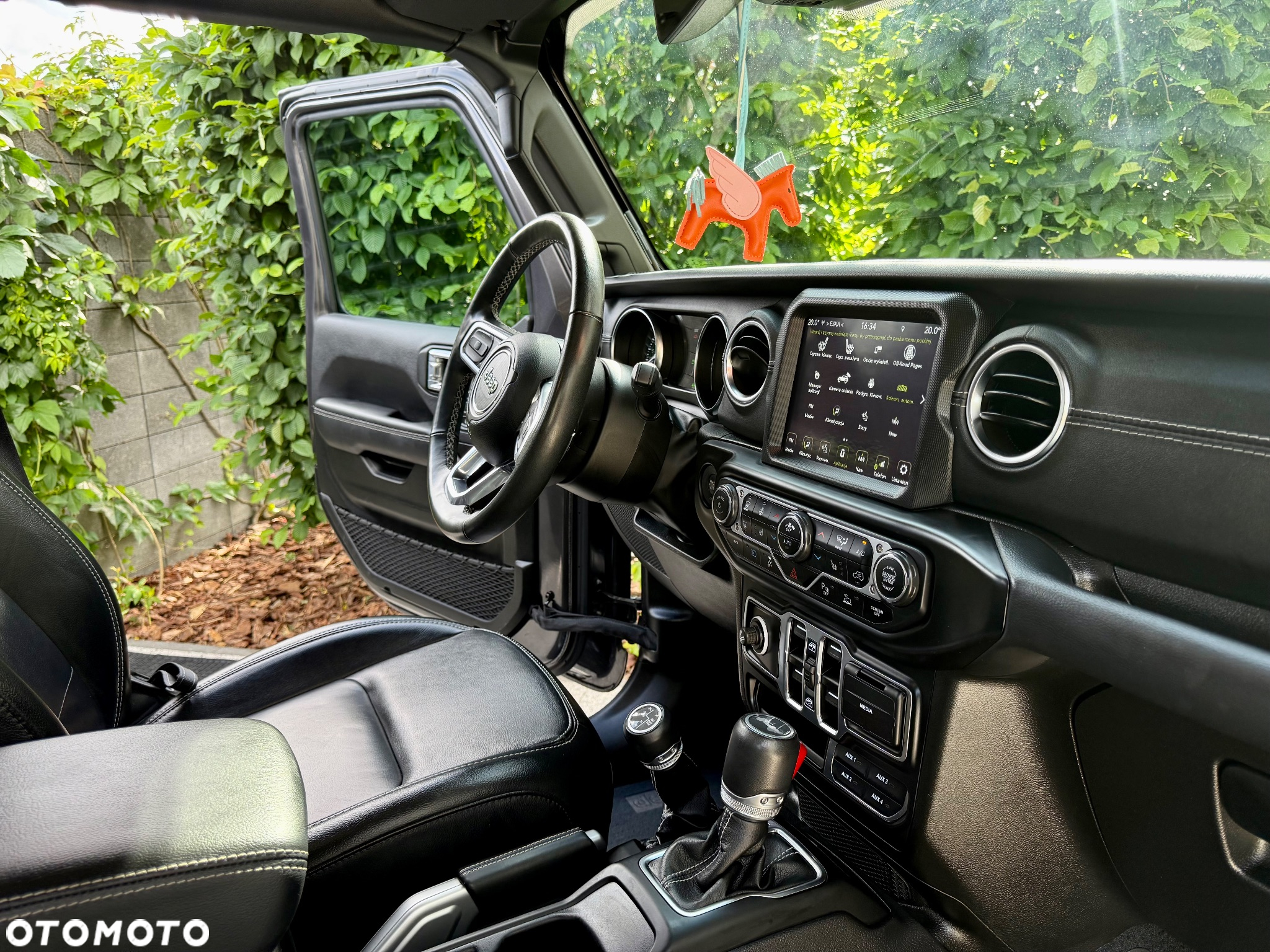 Jeep Wrangler - 17