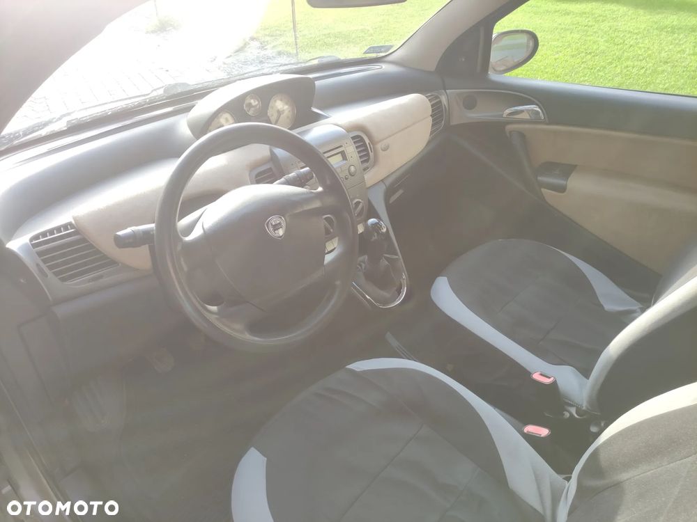 Lancia Ypsilon 1.3JTD - 3