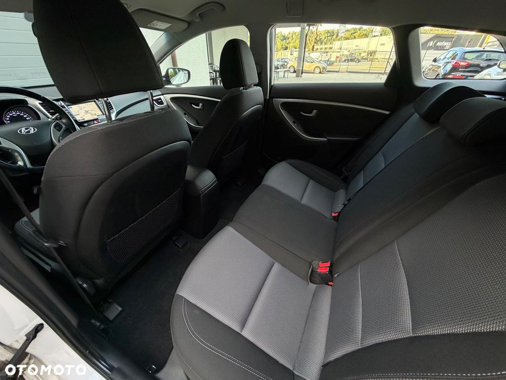 Hyundai i30 1.6 GDI BlueDrive Classic - 14