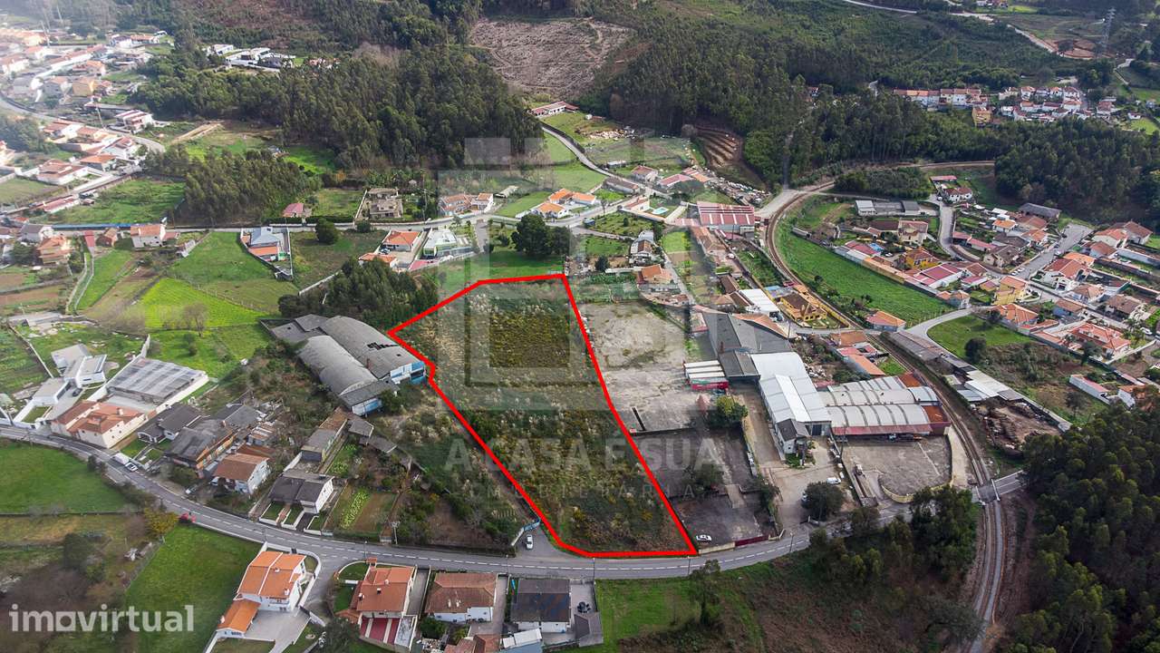 Terreno com perto de 11.000m2 em São João de Ver - Grande imagem: 2/15