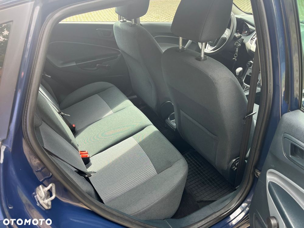 Ford Fiesta - 13