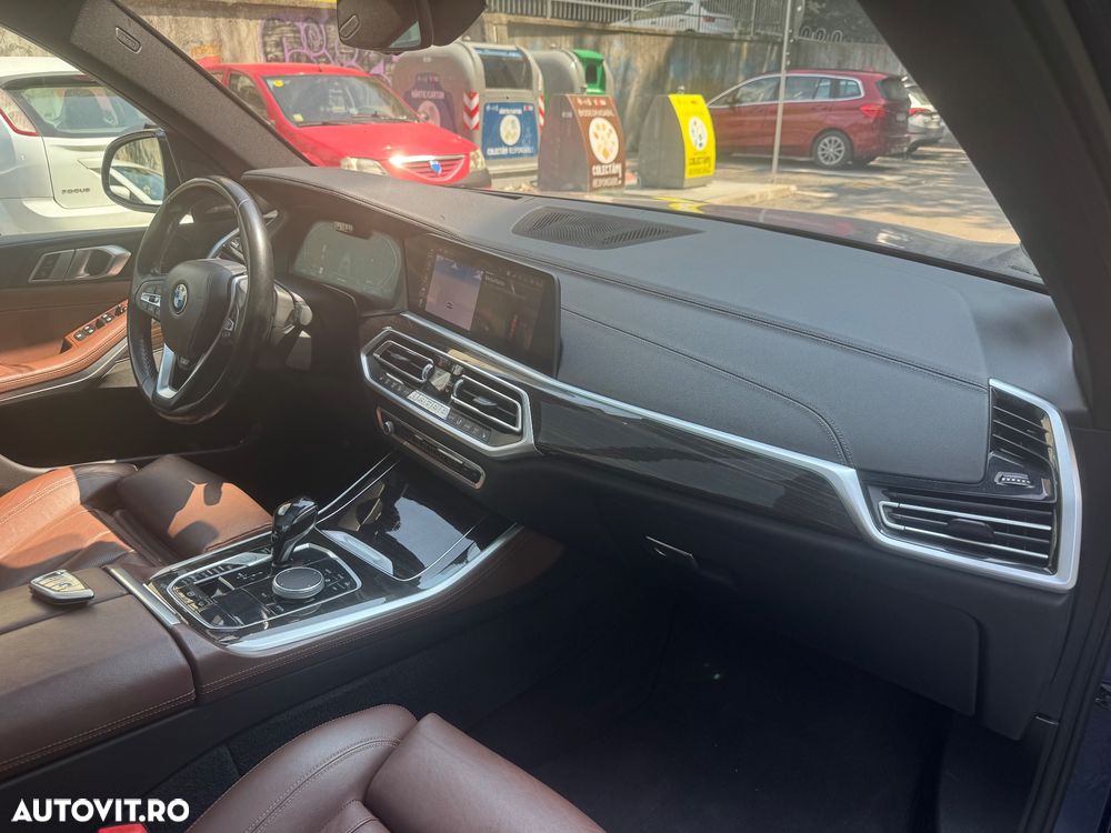 BMW X5 xDrive40i - 18