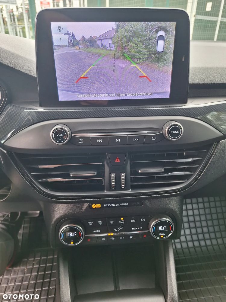 Ford Focus - 22
