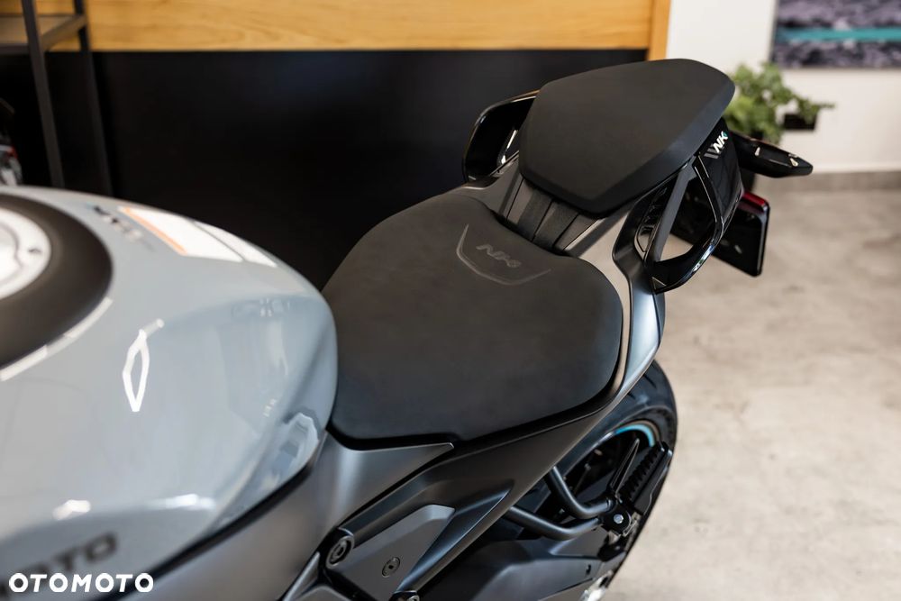 CFMoto NK - 19