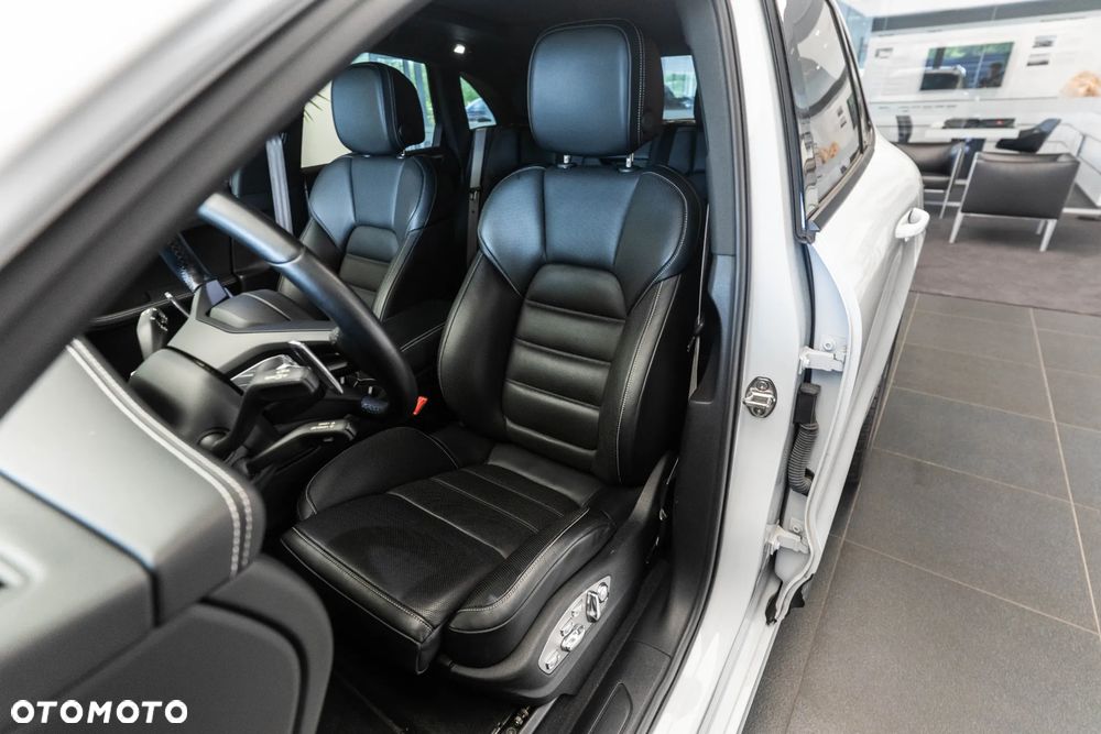 Porsche Macan Standard - 9