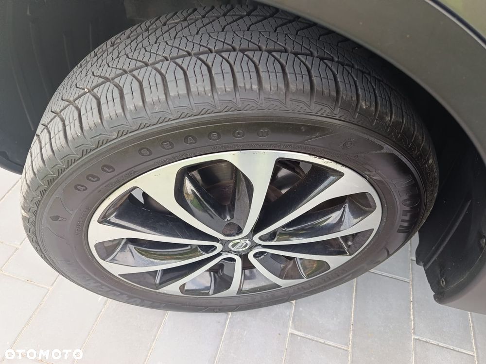 Nissan Qashqai+2 2.0 tekna - 28