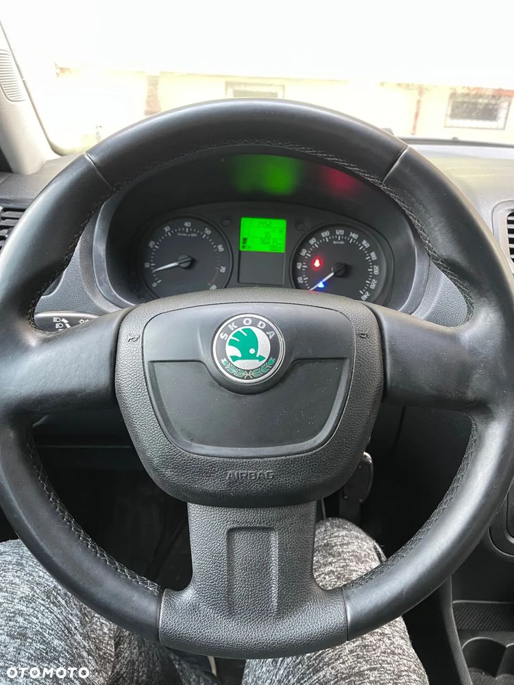 Skoda Fabia 1.2 TSI MONTE CARLO - 5