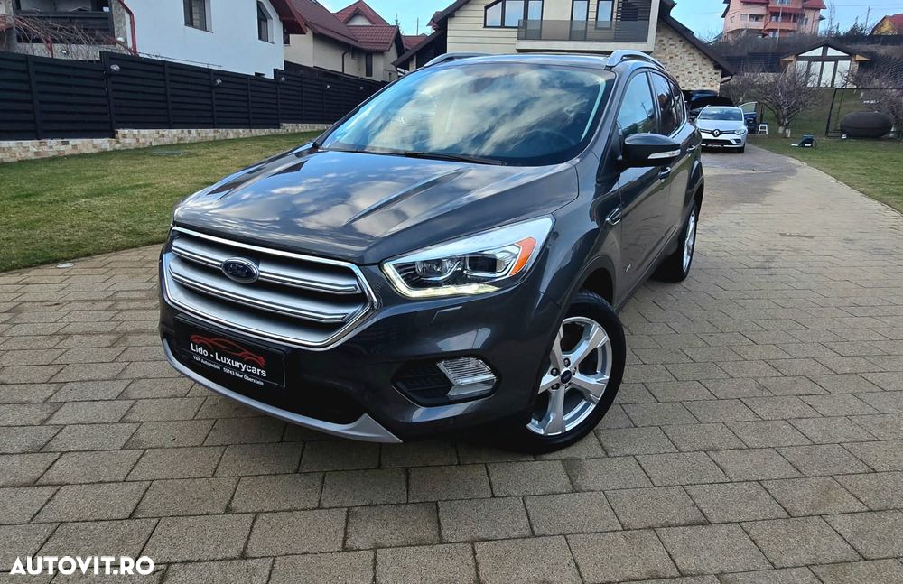 Ford Kuga 2.0 TDCi 4x4 Aut. Titanium - 2