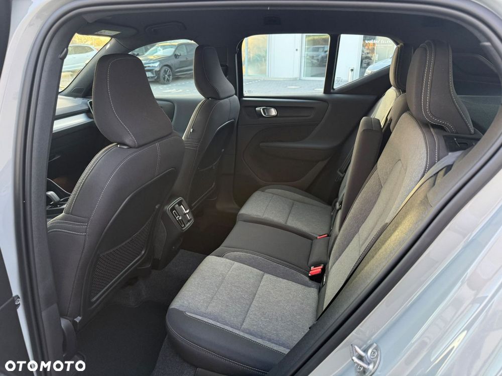 Volvo XC 40 - 20