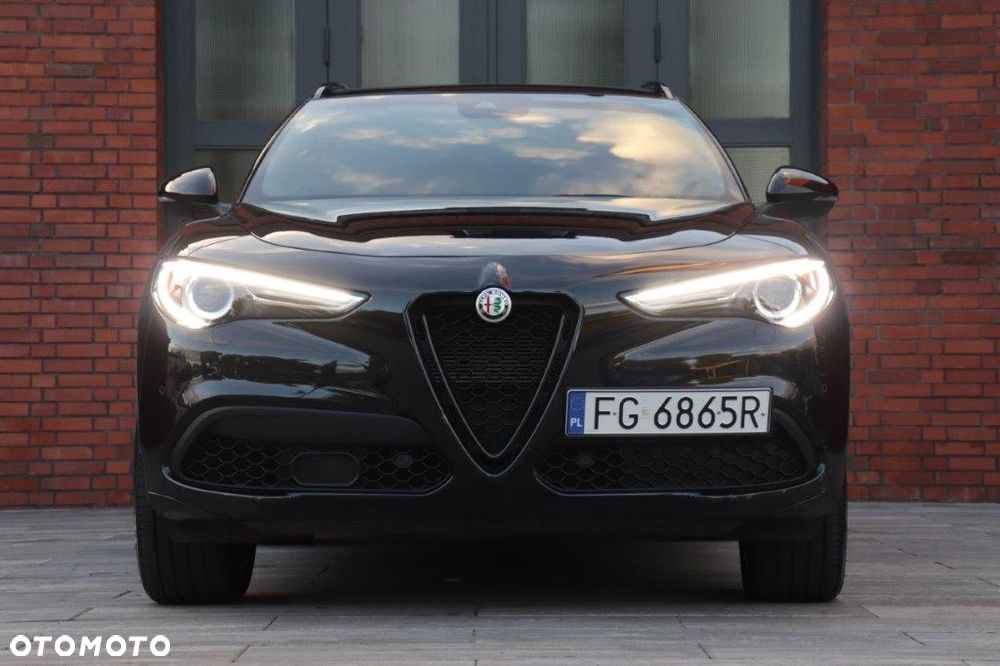 Alfa Romeo Stelvio 2.0 Turbo Veloce Q4 - 2