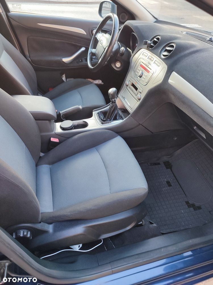 Ford Mondeo - 7