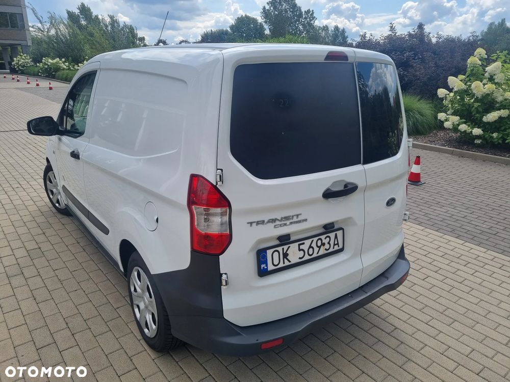 Ford Transit Courier - 7