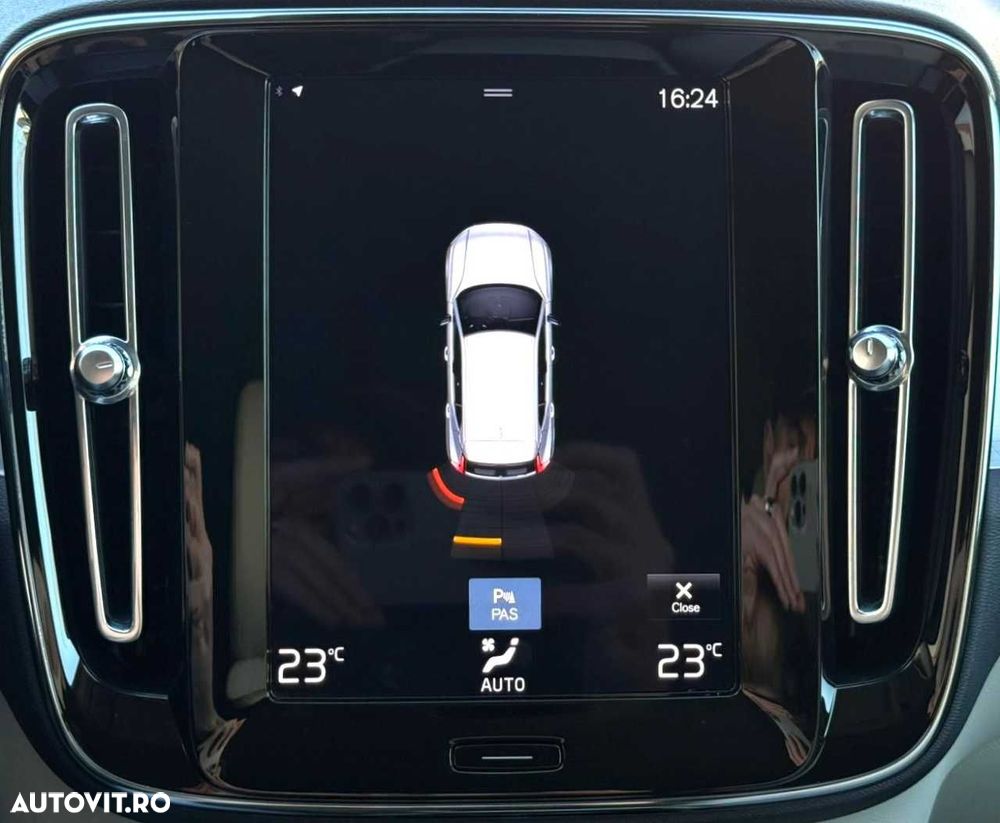 Volvo XC 40 Recharge T4 Twin Engine AT7 Inscription Expression - 38