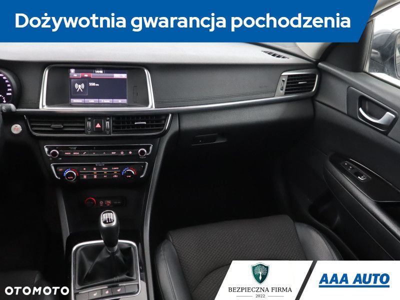 Kia Optima - 10