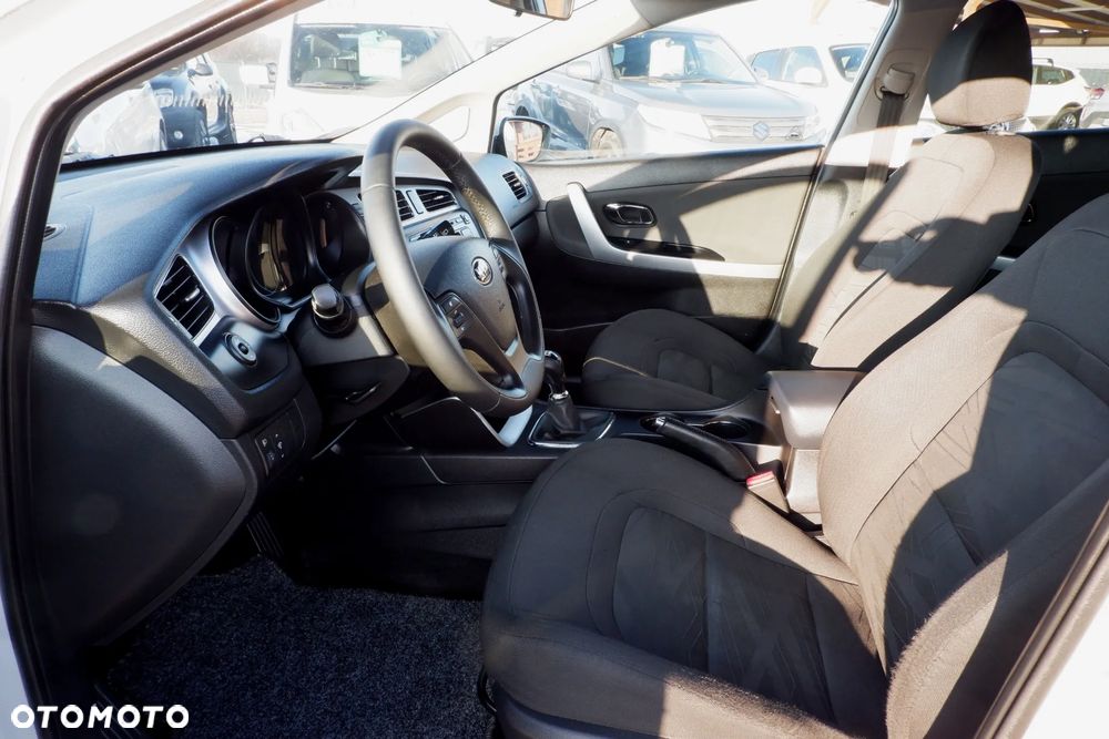 Kia Ceed 1.4 CRDi 90 Vision - 25