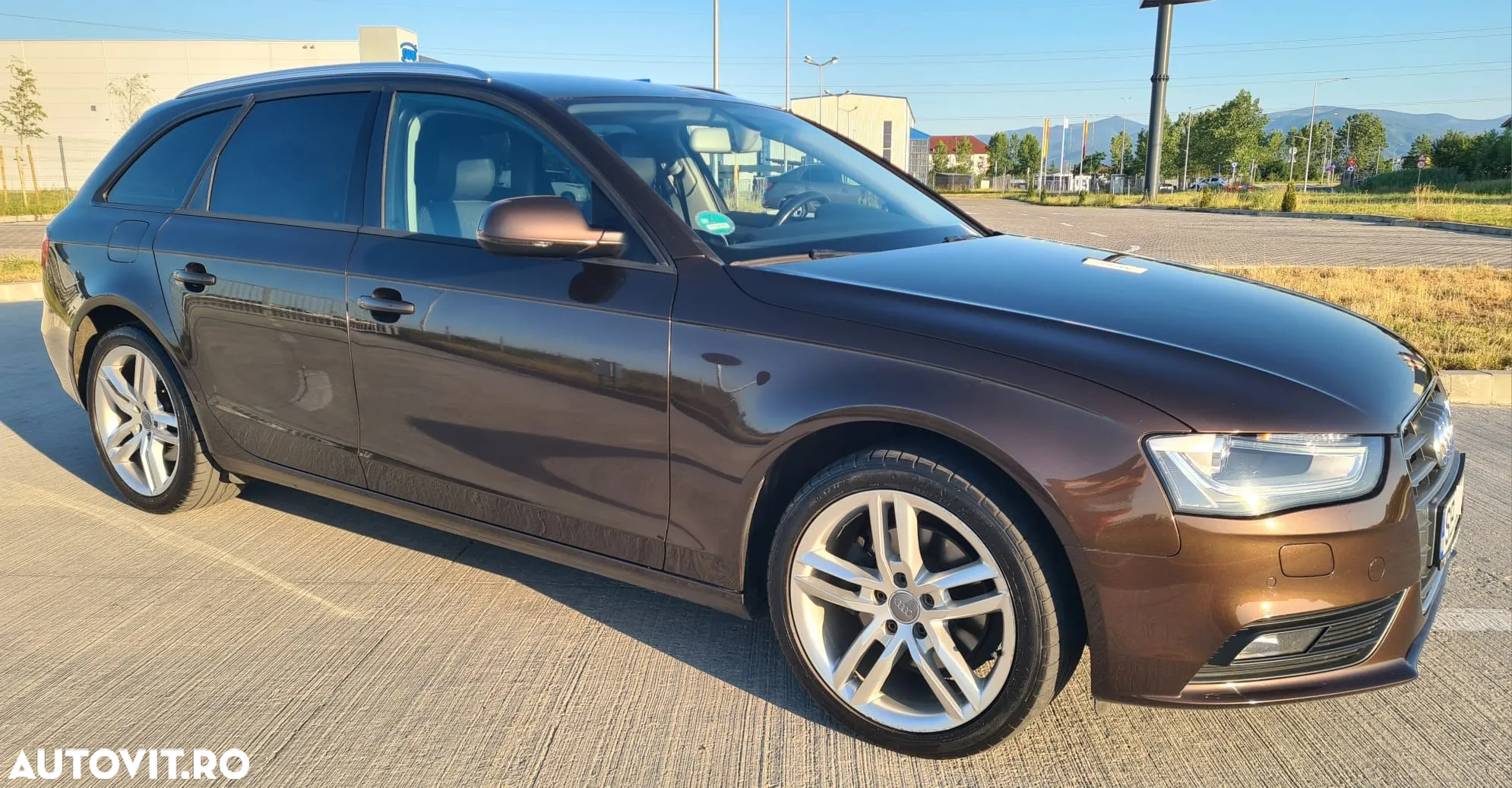 Audi A4 Avant 2.0 TDI DPF multitronic Attraction - 2