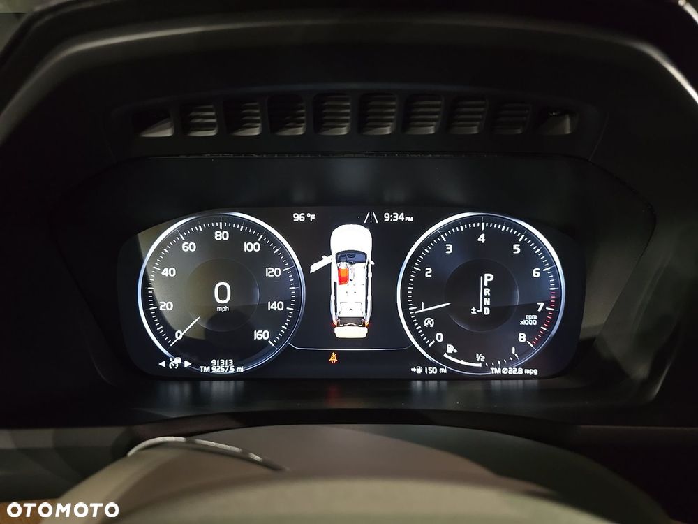 Volvo XC 90 - 10
