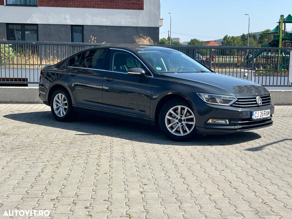 Volkswagen Passat 2.0 TDI Comfortline - 3