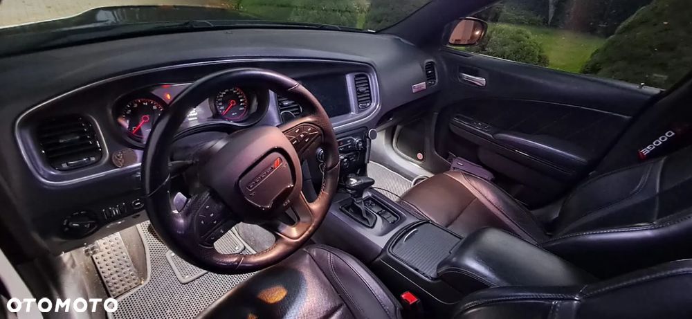 Dodge Charger 5.7 R/T - 19