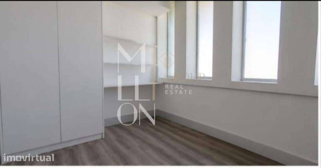 Loja Comercial de Prestígio | 300,40 m2 | Rua Pinto Bessa – Porto - Grande imagem: 4/7