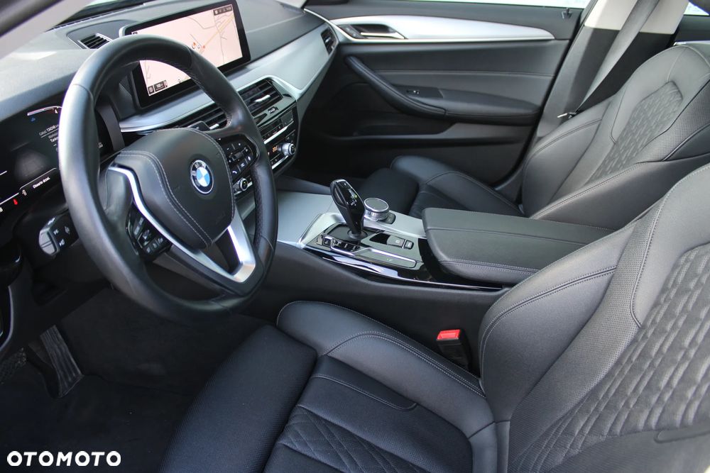 BMW Seria 5 520d xDrive Business Edition sport - 18