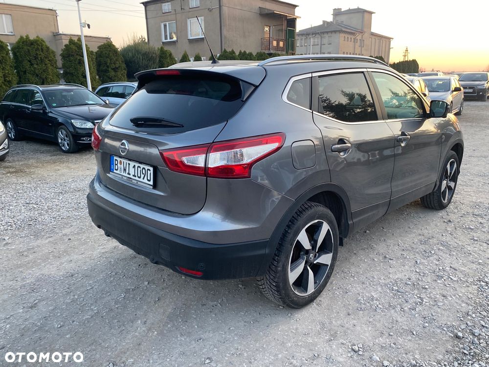 Nissan Qashqai 1.6 DIG-T N-Connecta - 40