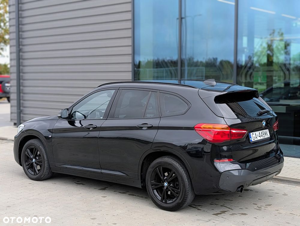 BMW X1 sDrive18i M Sport - 2