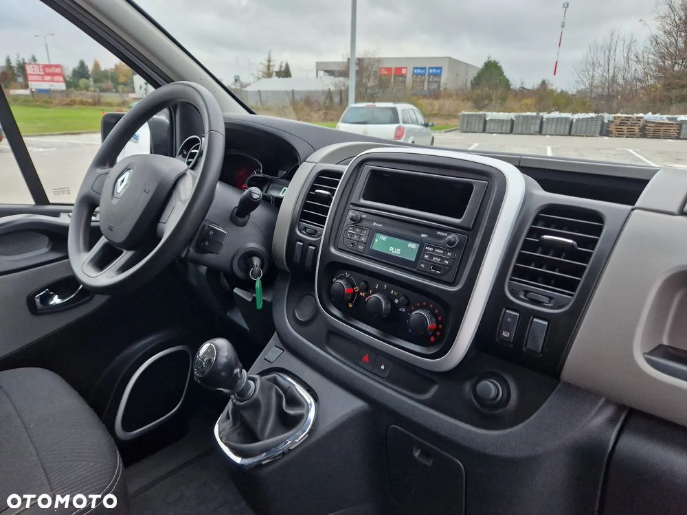 Renault Trafic - 11