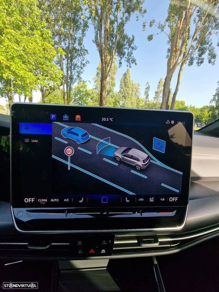 VW Golf 1.5 eHybrid OPF DSG GTE - 31