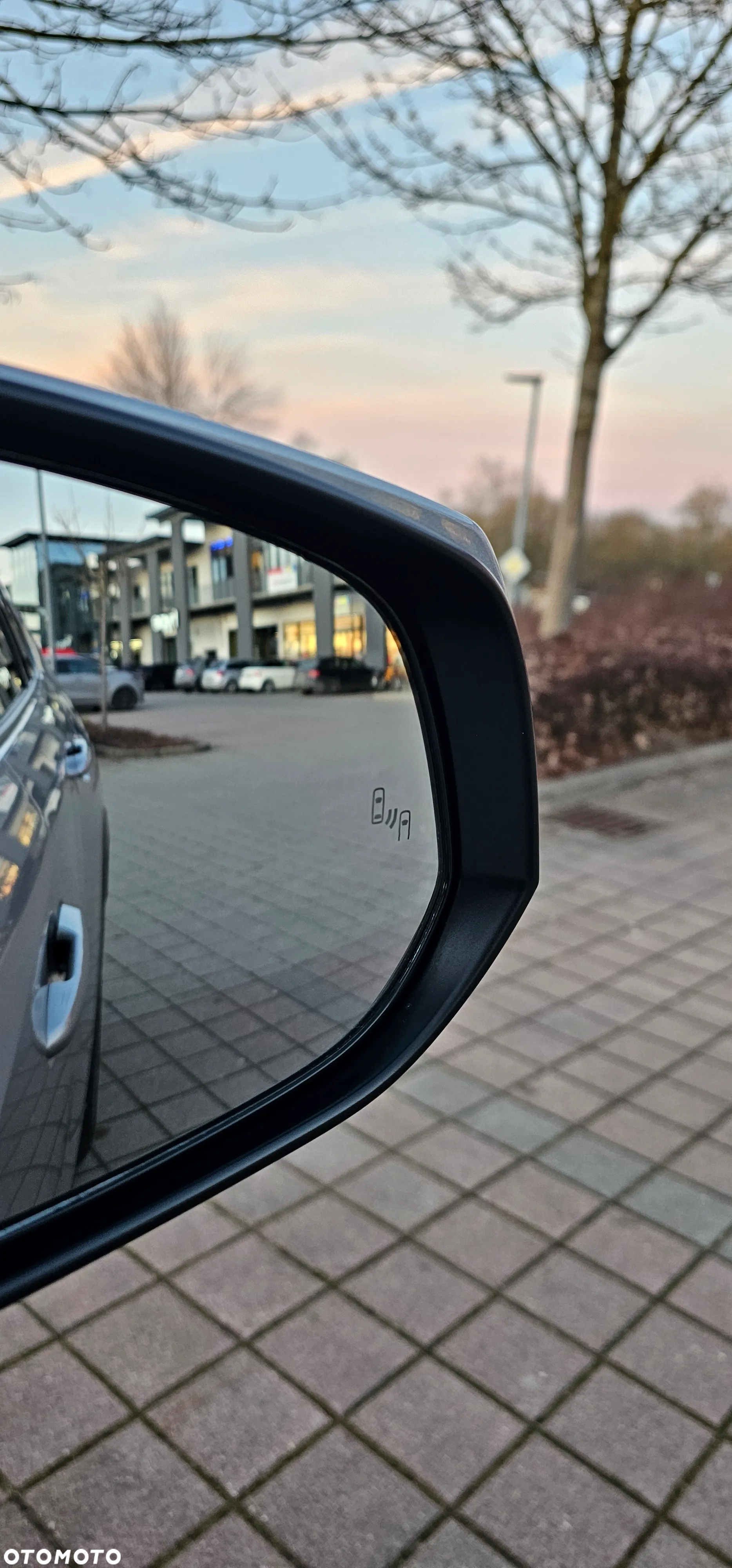 Toyota RAV4 - 7