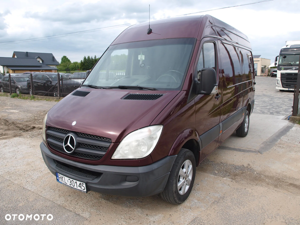 Mercedes-Benz Sprinter