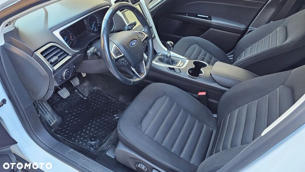 Ford Mondeo 2.0 TDCi Titanium - 27