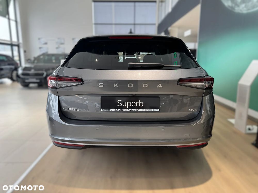 Skoda Superb 2.0 TDI SCR 4x4 L&K DSG - 4