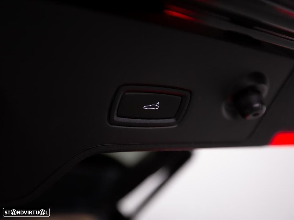 Porsche Panamera Sport Turismo - 16