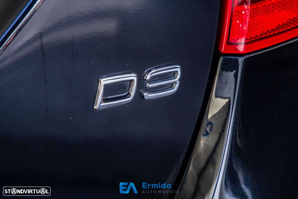 Volvo V60 2.0 D3 Momentum - 12