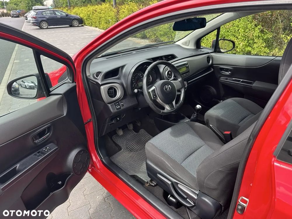 Toyota Yaris 1.0 Active - 8