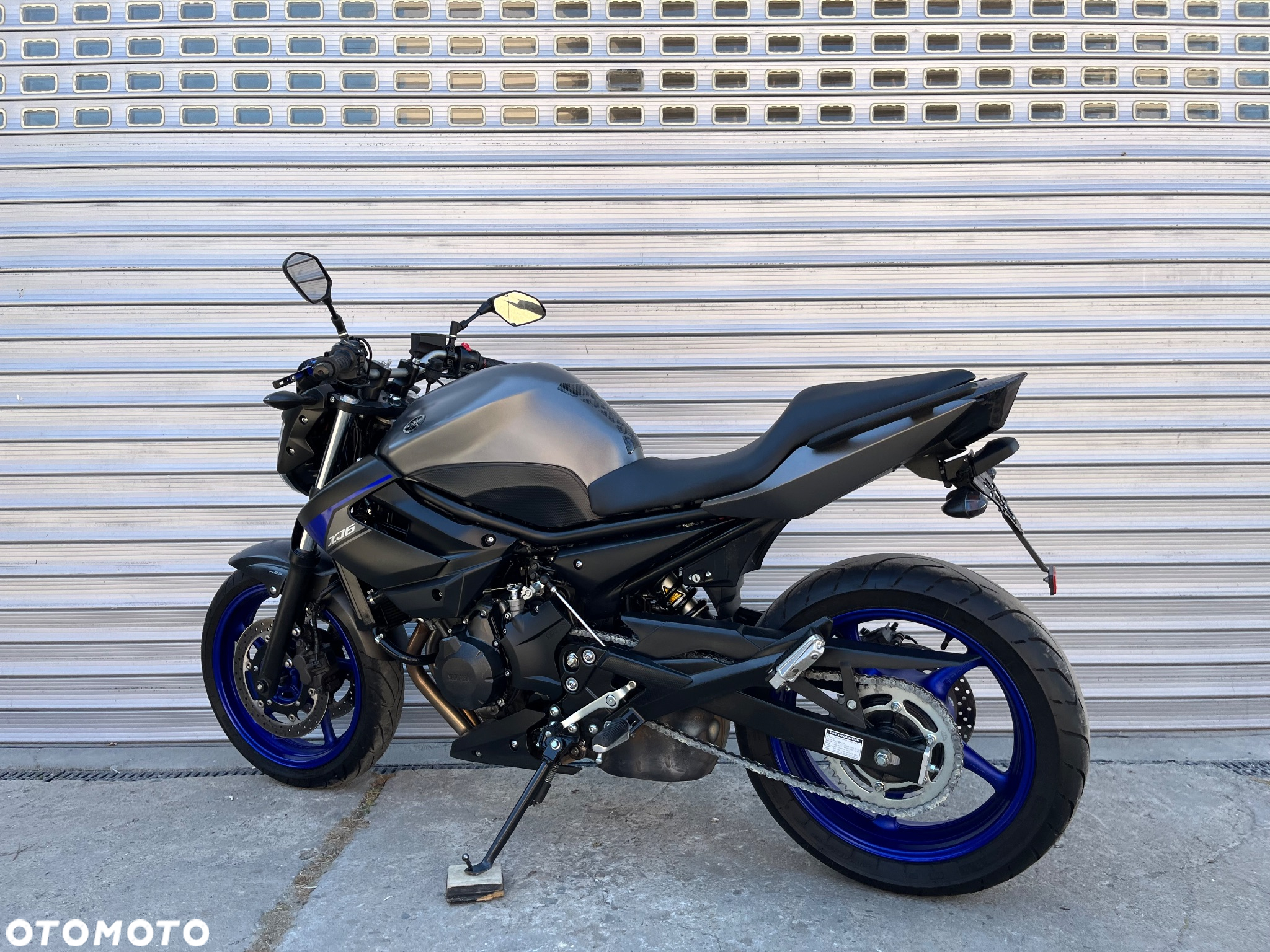 Yamaha XJ - 8