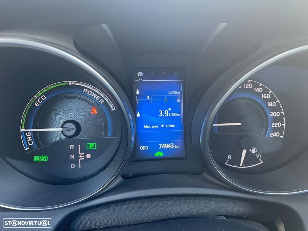 Toyota Auris 1.8 HSD Comfort +P.Techno+P.Sport - 23