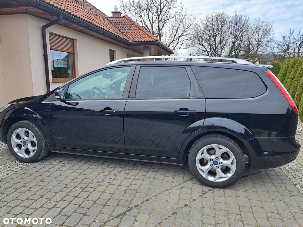 Ford Focus 1.6 16V Ambiente - 14