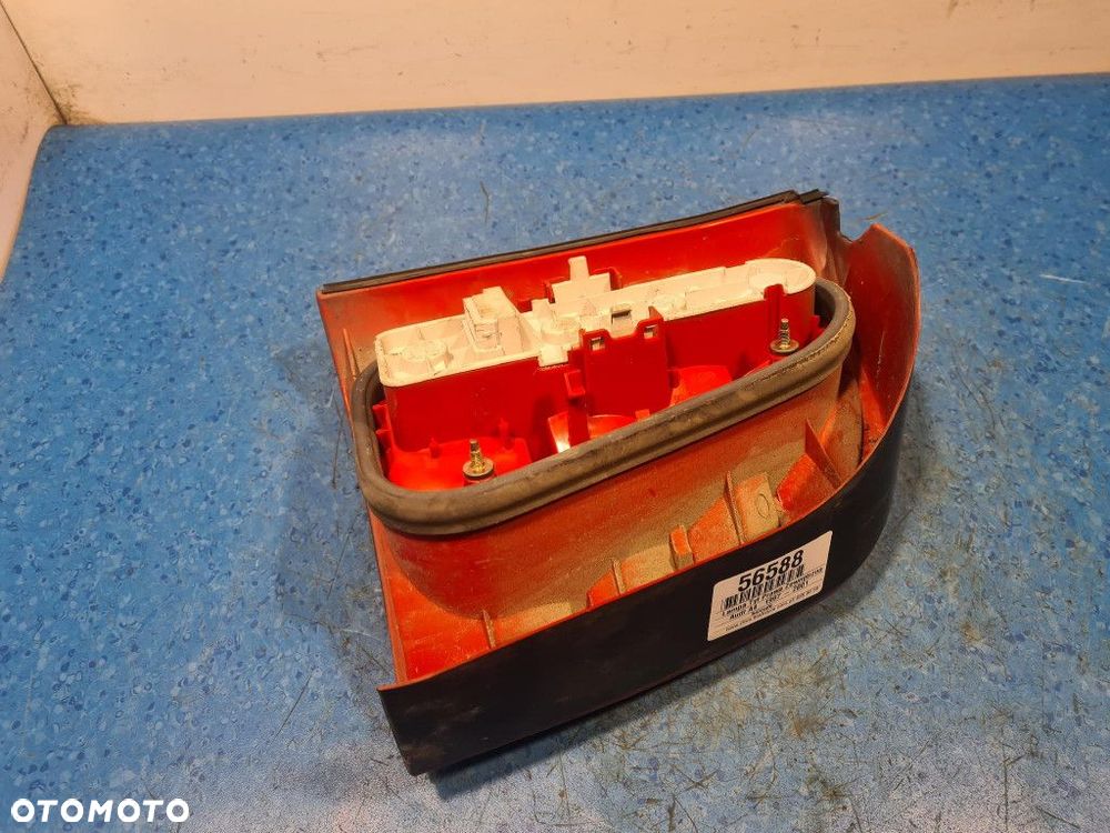 AUDI A4 B5 LIFT KOMBI  LAMPA TYŁ PRAWA ZEWNĘTRZNA - 7