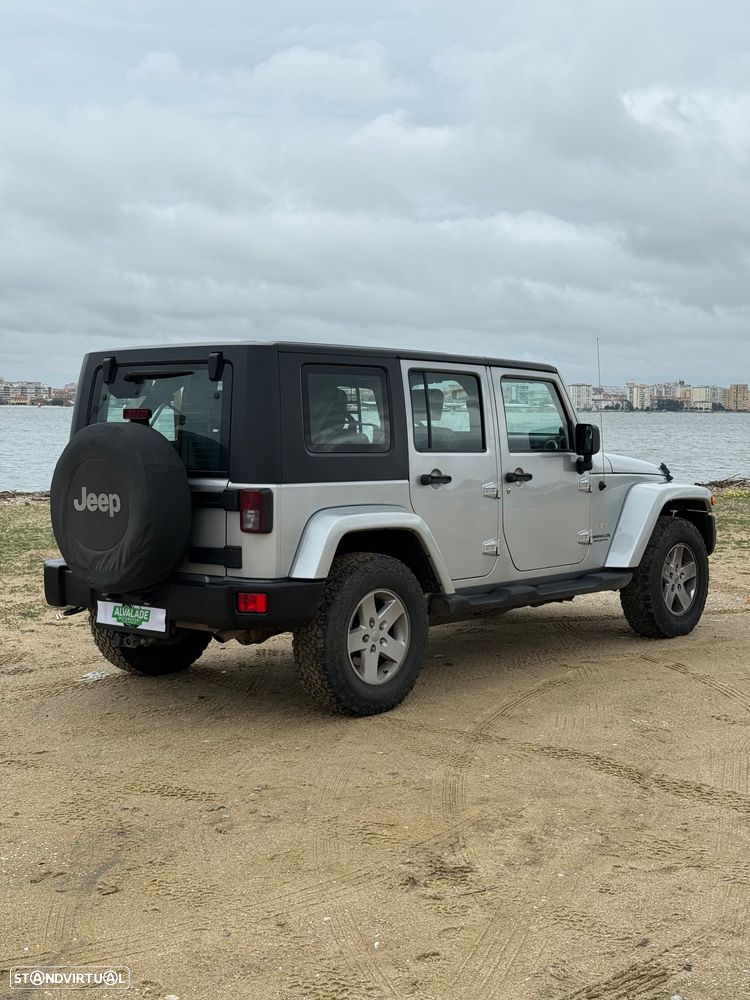 Jeep Wrangler Unlimited 2.8 CRD ATX Sahara - 9