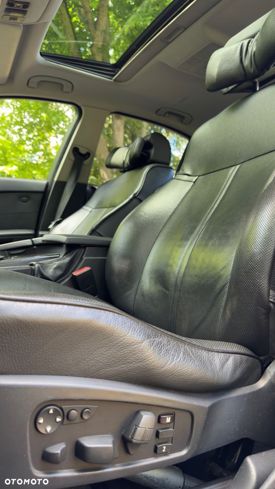 BMW Seria 5 - 11