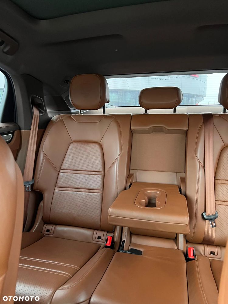 Porsche Cayenne E-Hybrid - 27