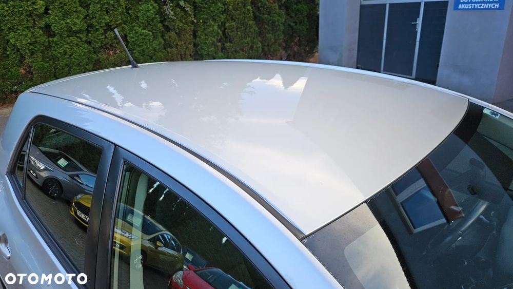 Toyota Auris - 12