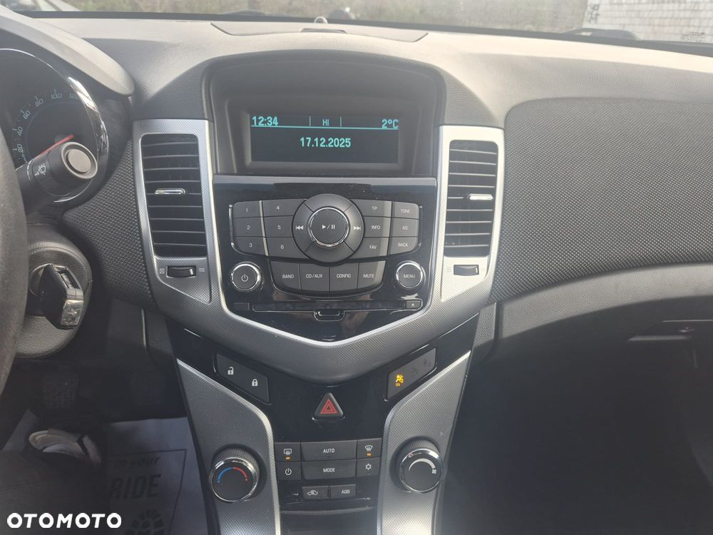 Chevrolet Cruze 1.8 LTZ - 20