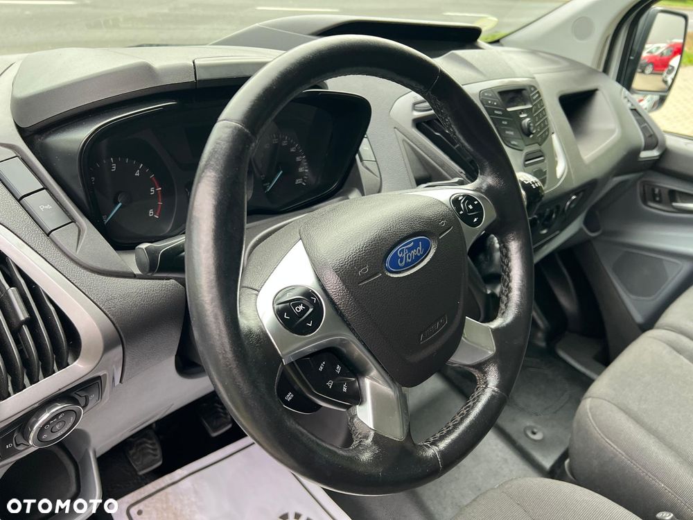 Ford TRANSIT CUSTOM L2H1 2,0 TDCI 130KM BEZWYPADKOWY - 36