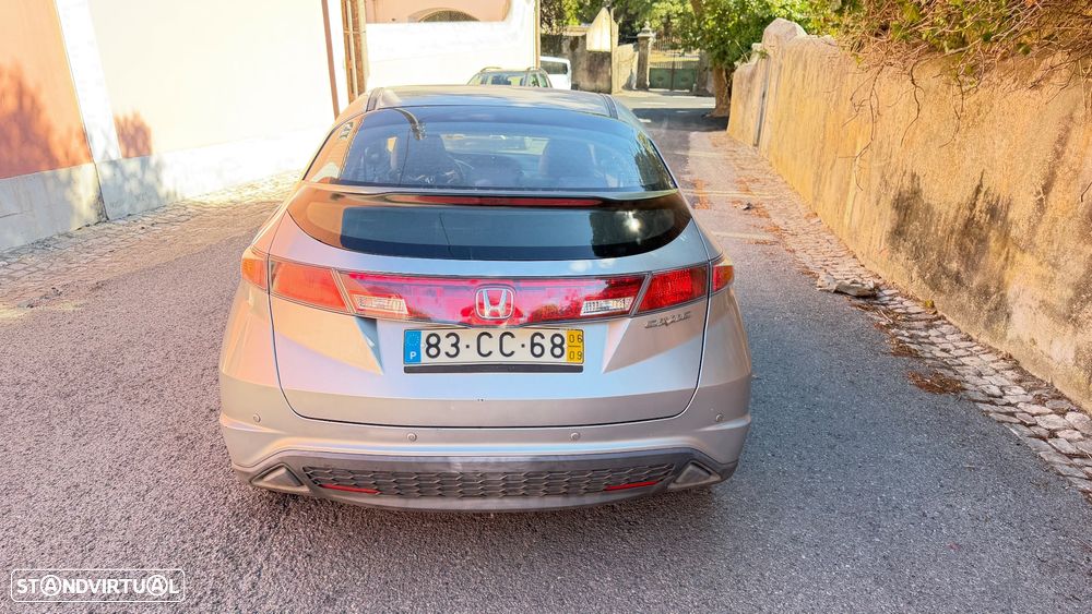 Honda Civic 1.4 Comfort - 17